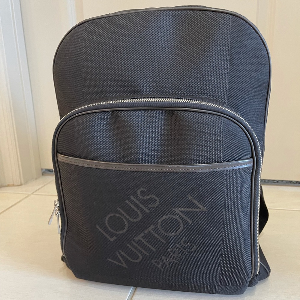 Louis vuitton damier geant neo bongo backpack black
